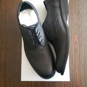 Kenneth Cole Oxford Shoes